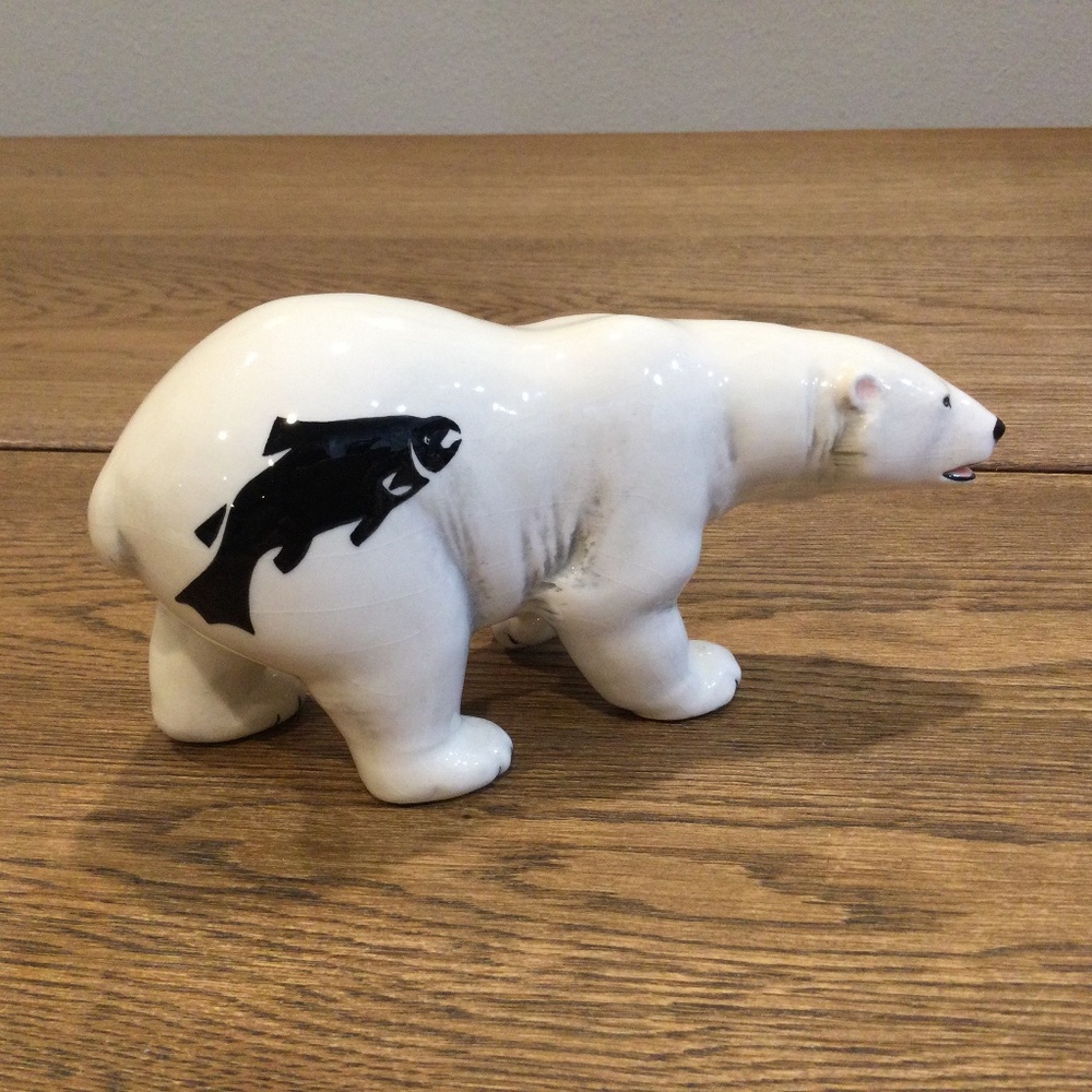 Figurine Polar Bear Walking